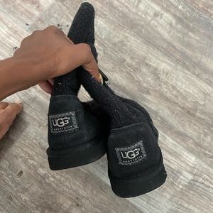 Black uggs